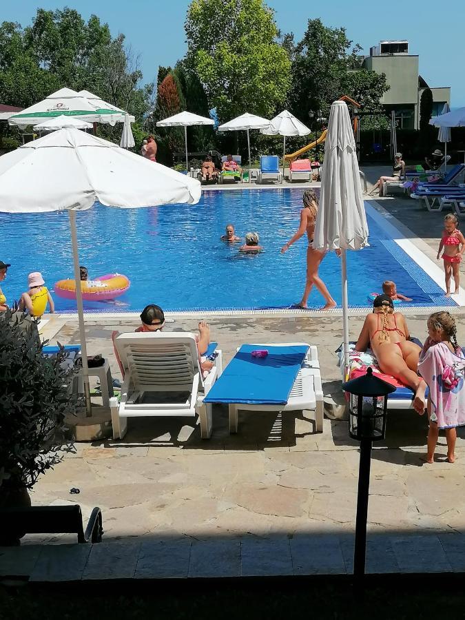 Бендита Маре Златни пясъци Екстериор снимка